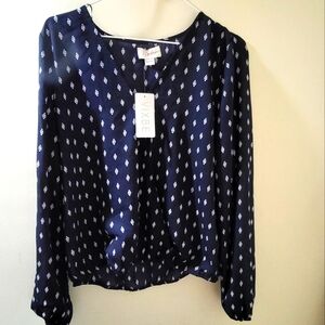 VIXBE NWT WOMENS BLOUSE SMALL NAVY BLUE  WHITE LONG SLEEVE